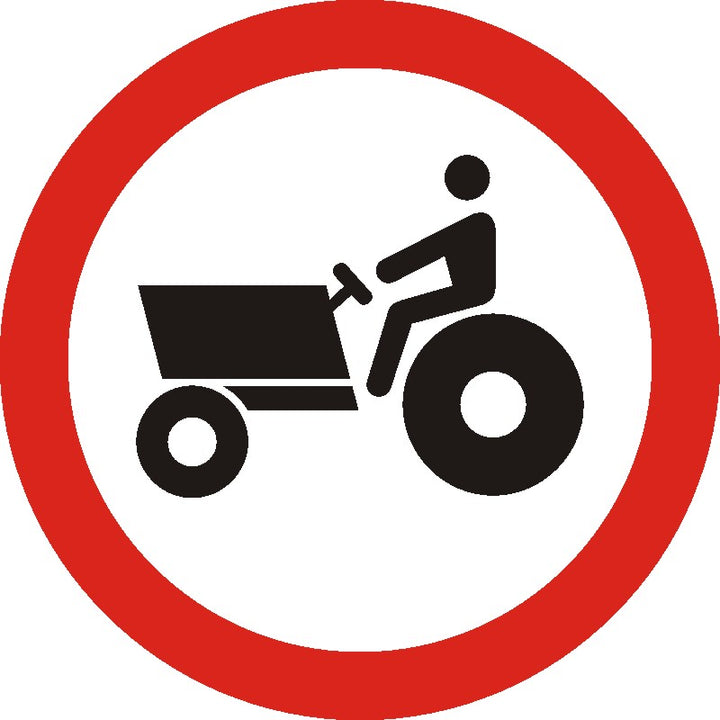 Indicator rutier Accesul interzis tractoarelor agricole și forestiere