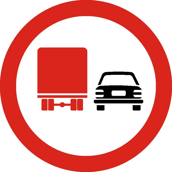 Indicator rutier Depășirea interzisă autovehiculelor destinate transportului de mărfuri