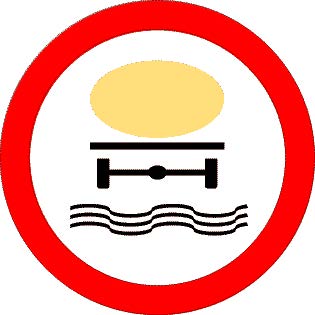 Indicator rutier Accesul interzis vehiculelor care transportă substanțe de natură să polueze apele Imagine principală a produsului