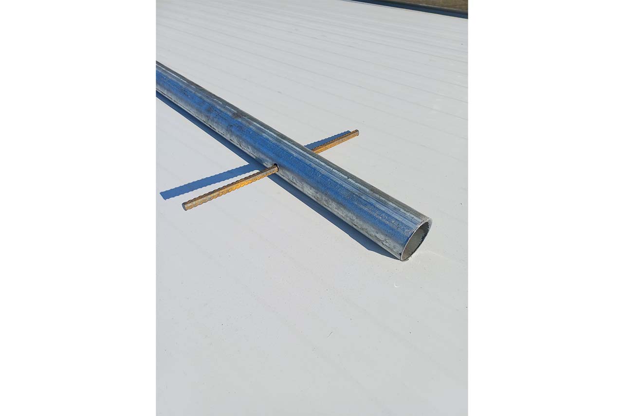 Stalp Metalic Pentru Montarea Indicatoarelor si Oglinzilor Rutiere, Inaltime 3 metri, Ø 4.8 cm, Otel Galvanizat Imagine secundară a produsului